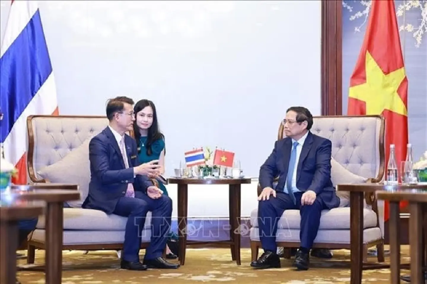 Vietnam PM hosts leaders of seven Thai leading corporations Vietnam PM hosts leaders of seven Thai leading corporations