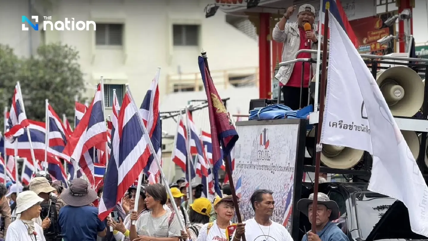 Protesters rally outside GBC meeting venue in Bangkok