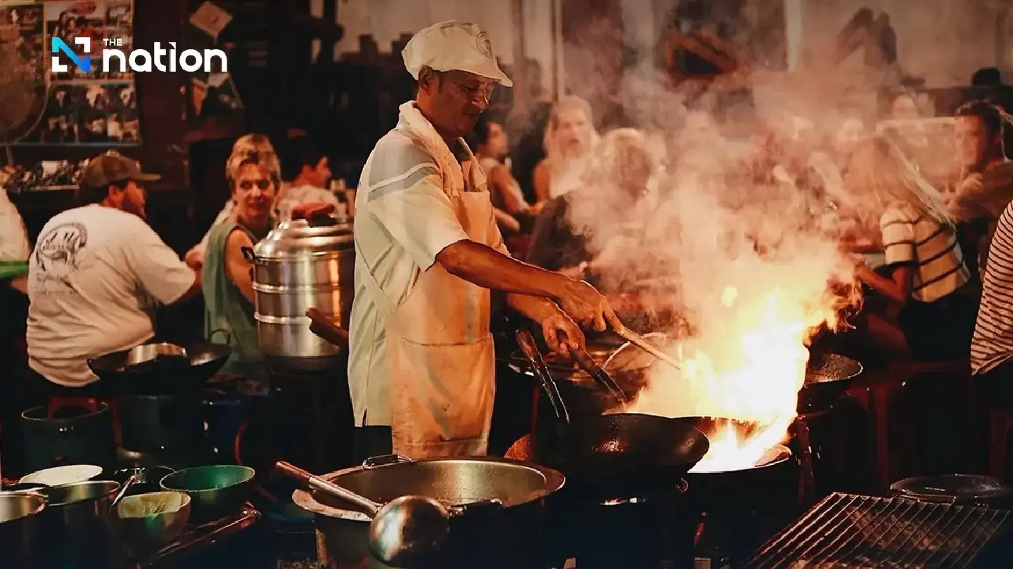 Restaurant industry faces crisis as domestic spending drops, Chinese tourists vanish
