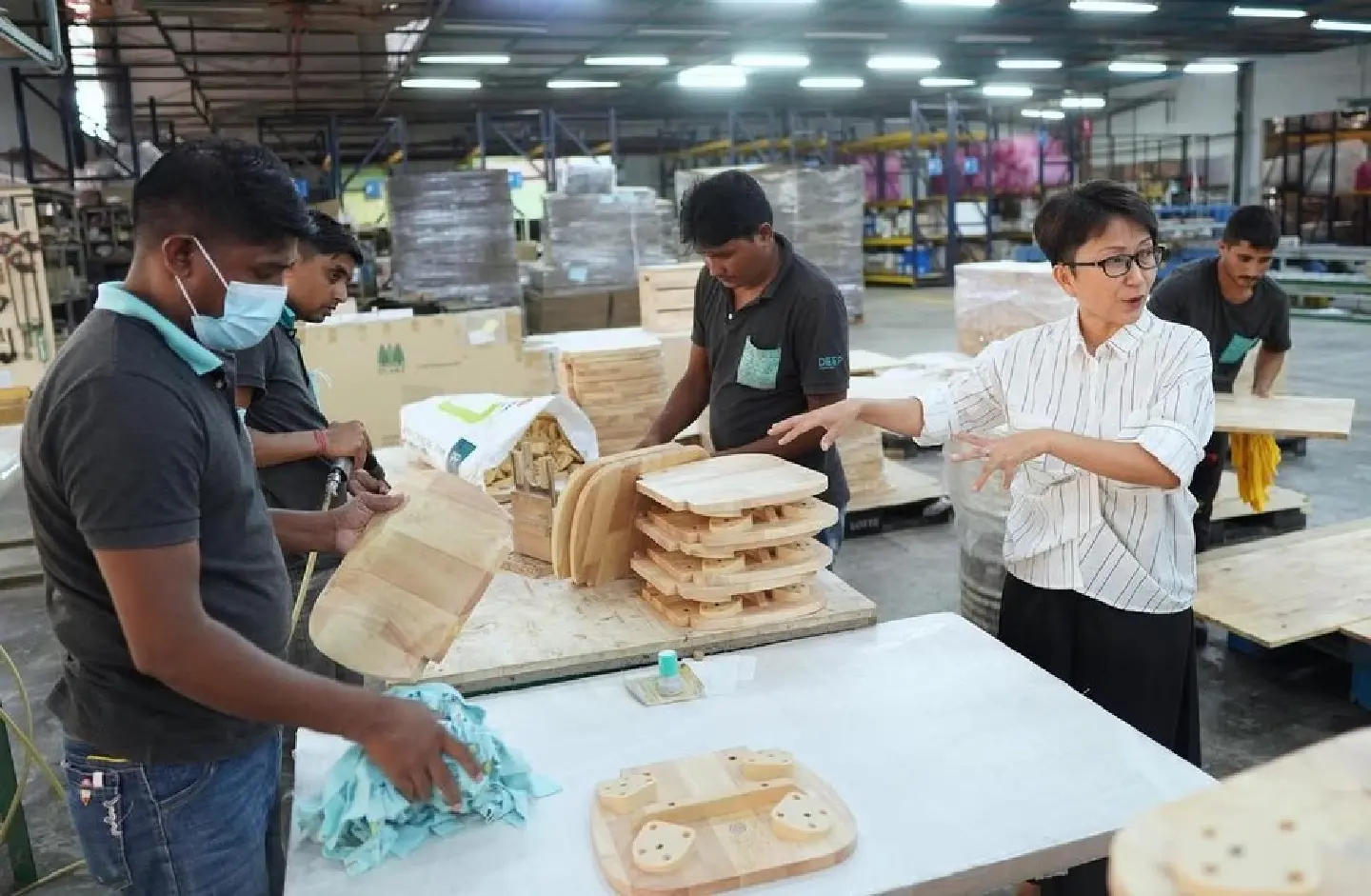 Cheap Chinese goods are flooding Southeast Asia. Can the region turn the tide? Cheap Chinese goods are flooding Southeast Asia. Can the region turn the tide?