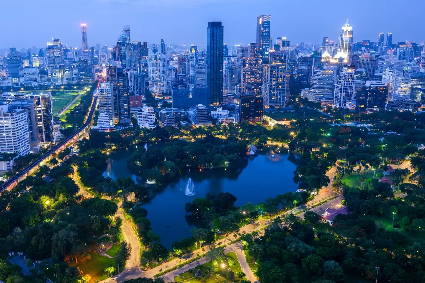 Bangkok collaborates with Chinese experts to address city's air quality Bangkok collaborates with Chinese experts to address city's air quality