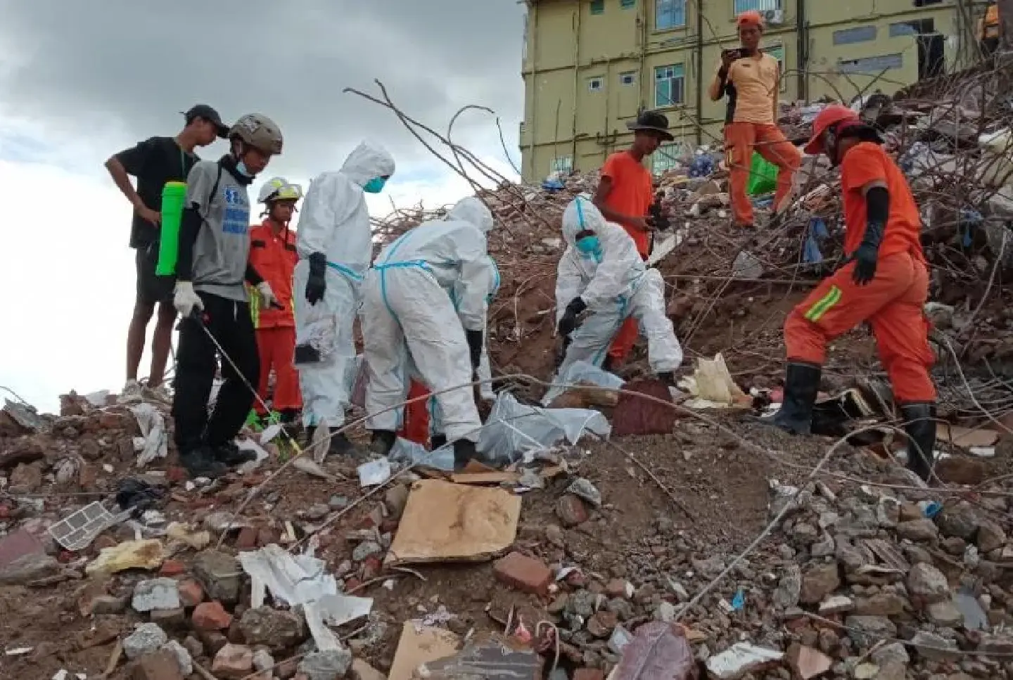 Earthquake-hit Myanmar invite foreign investor for rebuilding