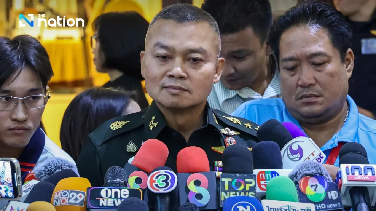 Paetongtarn should handle Hun Sen's criticism, says 2nd Army Region chief Paetongtarn should handle Hun Sen's criticism, says 2nd Army Region chief