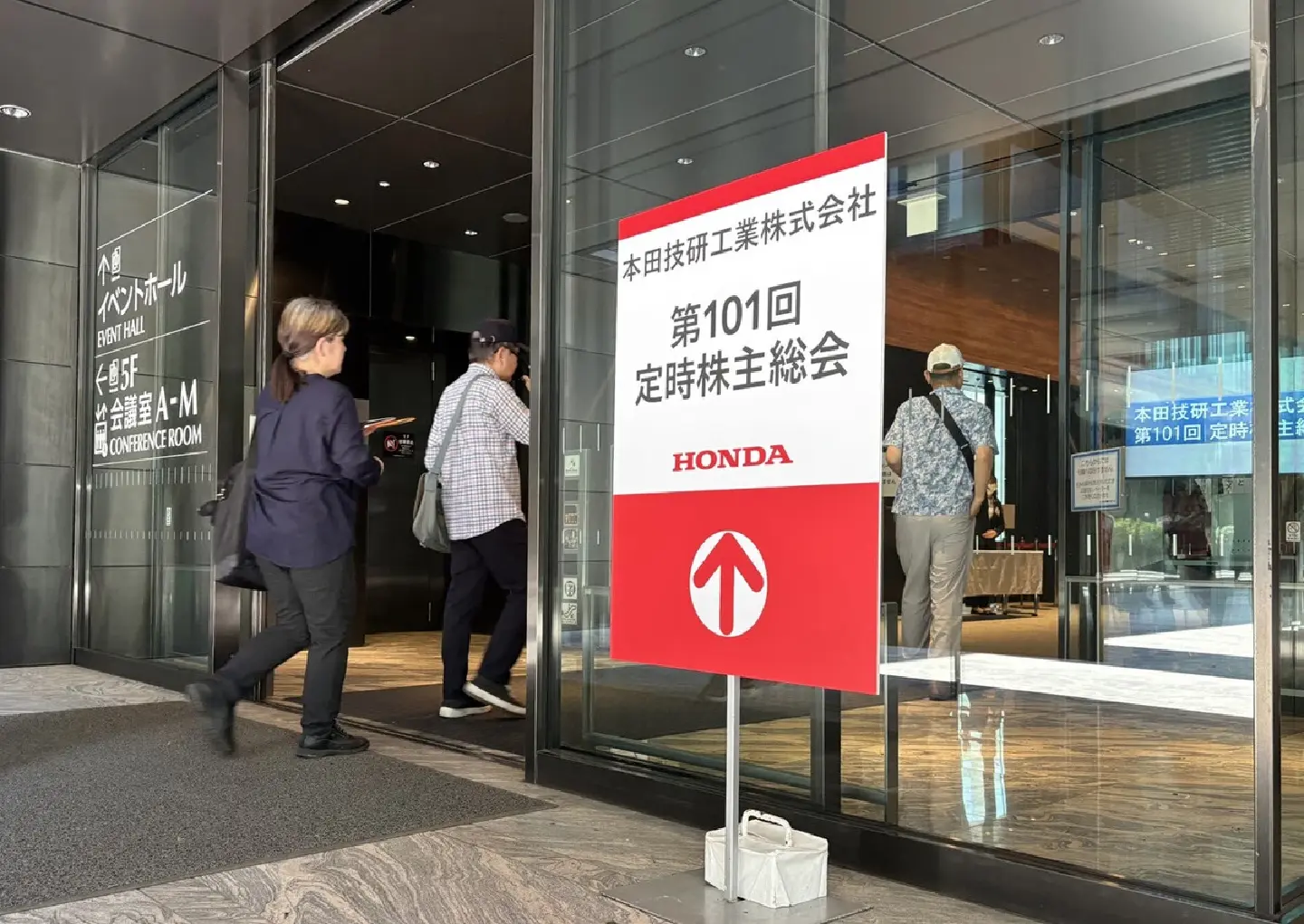 Honda eyes case-by-case collaboration with Nissan