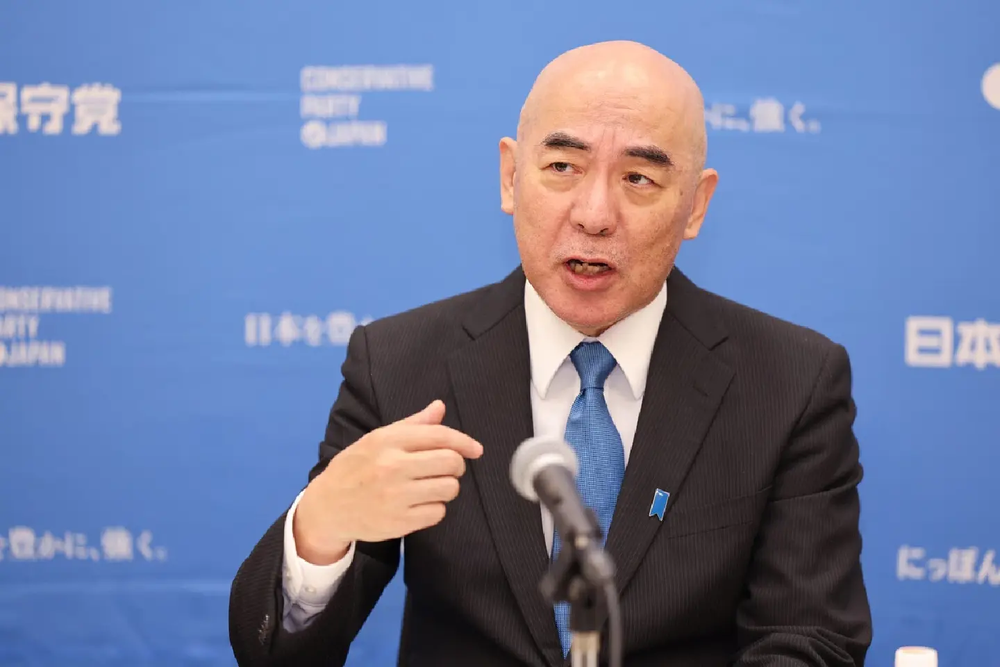 2025 Polls: Conservative Party targets policy on foreigners