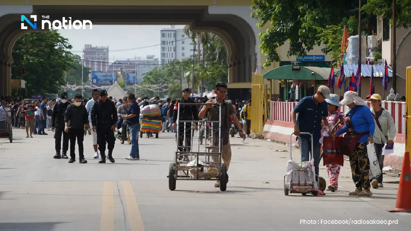 Turmoil at Sa Kaeo border checkpoint following change in operating hours Turmoil at Sa Kaeo border checkpoint following change in operating hours