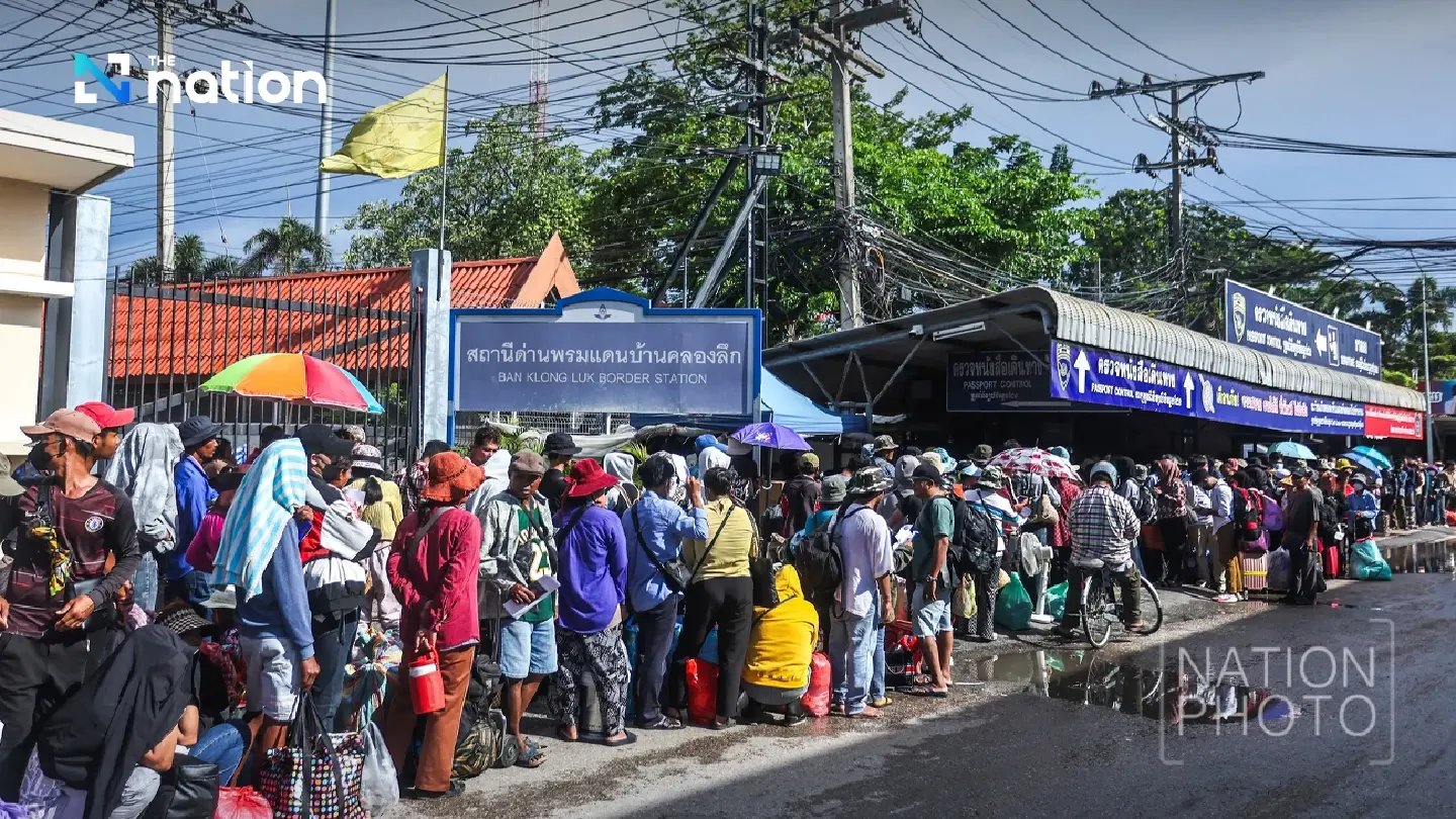 First Army Area allows 1,000 Cambodians to cross Ban Khlong Luek border daily under humanitarian measures