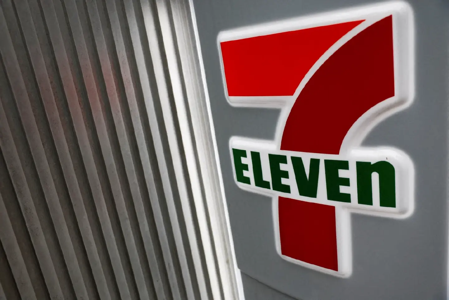 Seven-Eleven Japan vows to shift from top-down management