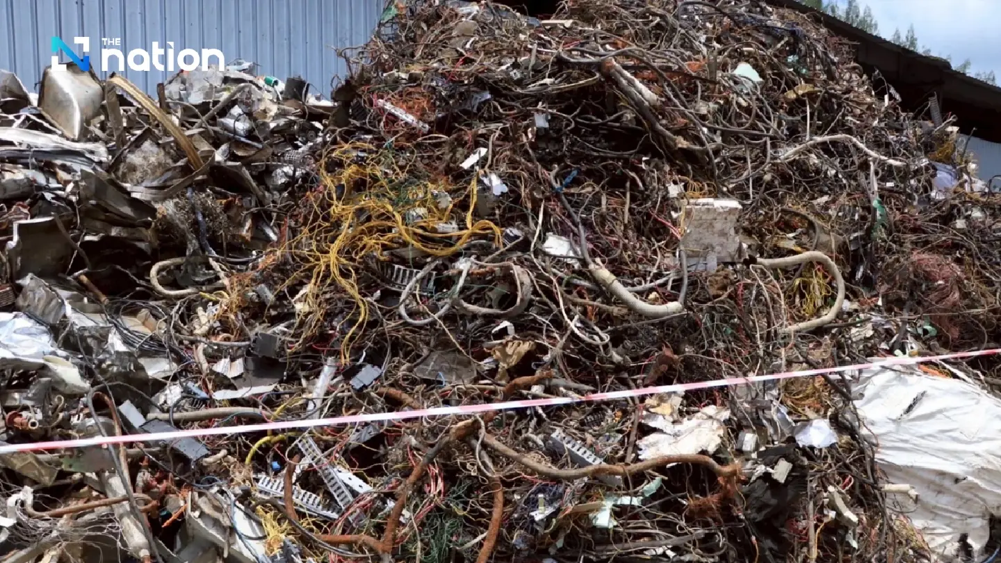 DSI to probe Chinese firm in Prachin Buri for possessing 8,000 tonnes of electronic waste DSI to probe Chinese firm in Prachin Buri for possessing 8,000 tonnes of electronic waste