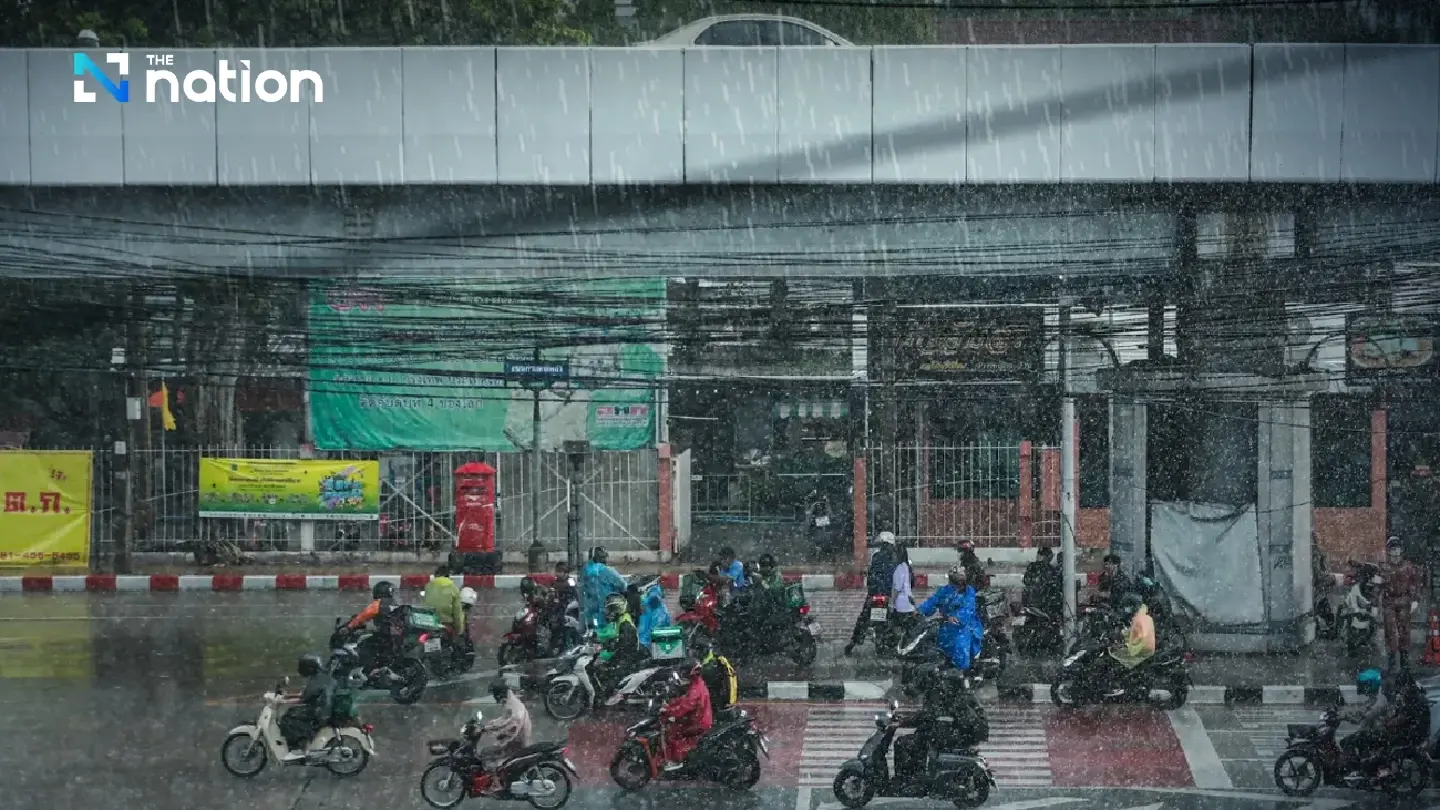 Monsoon trough triggers heavy rain in 46 provinces, 70% of Thailand affected