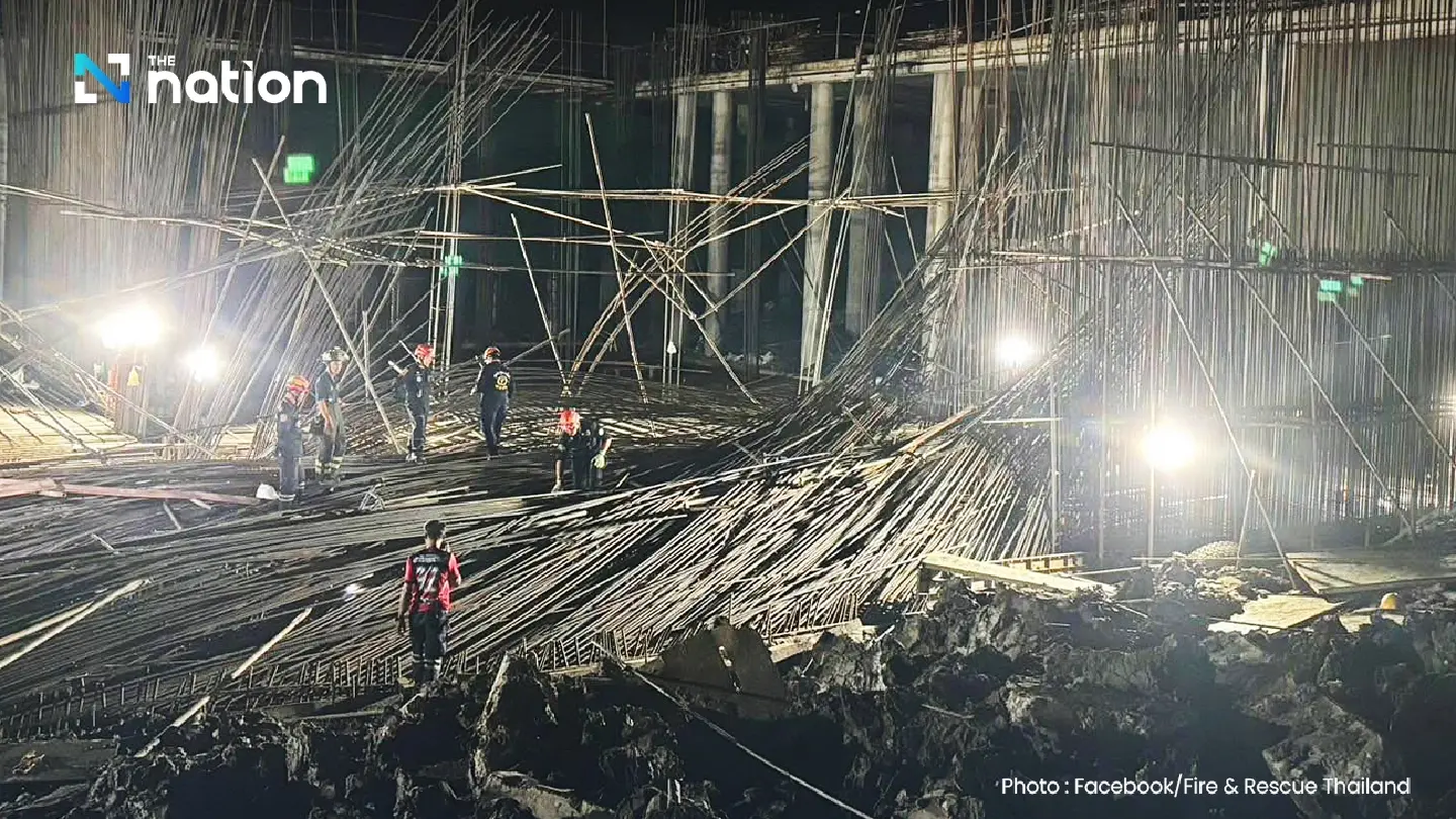 Building under construction collapses in Min Buri, injuring 13 workers