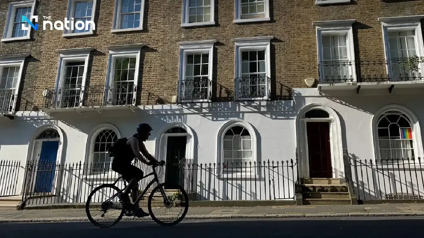 Global Leasehold Models: A Look at UK's 990-Year Leases, Philippines' Push, and Singapore's Market