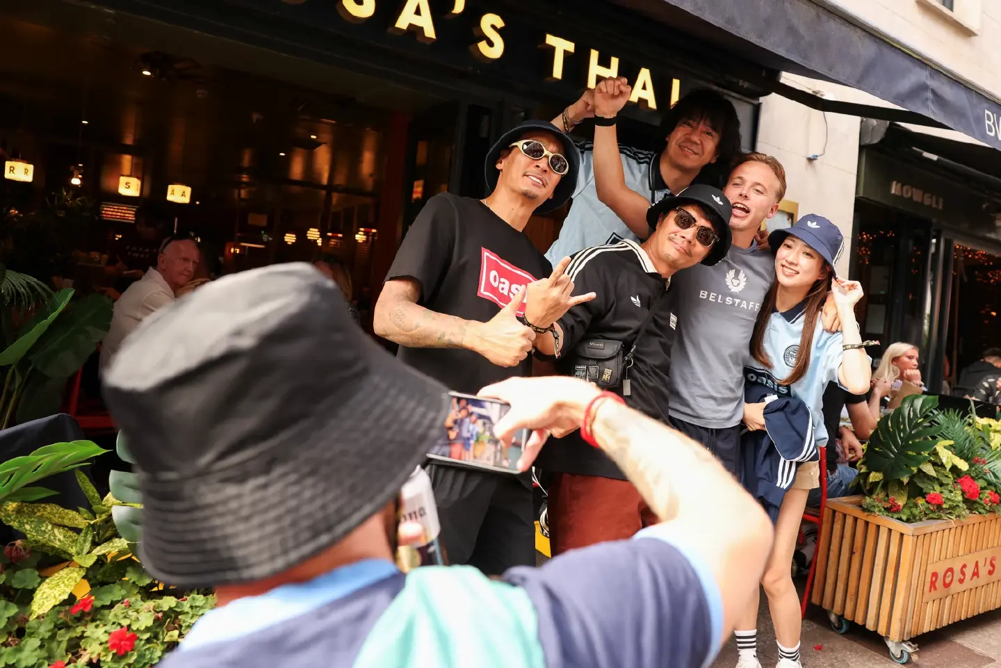Foreign visitors to Japan top 20 million at record pace