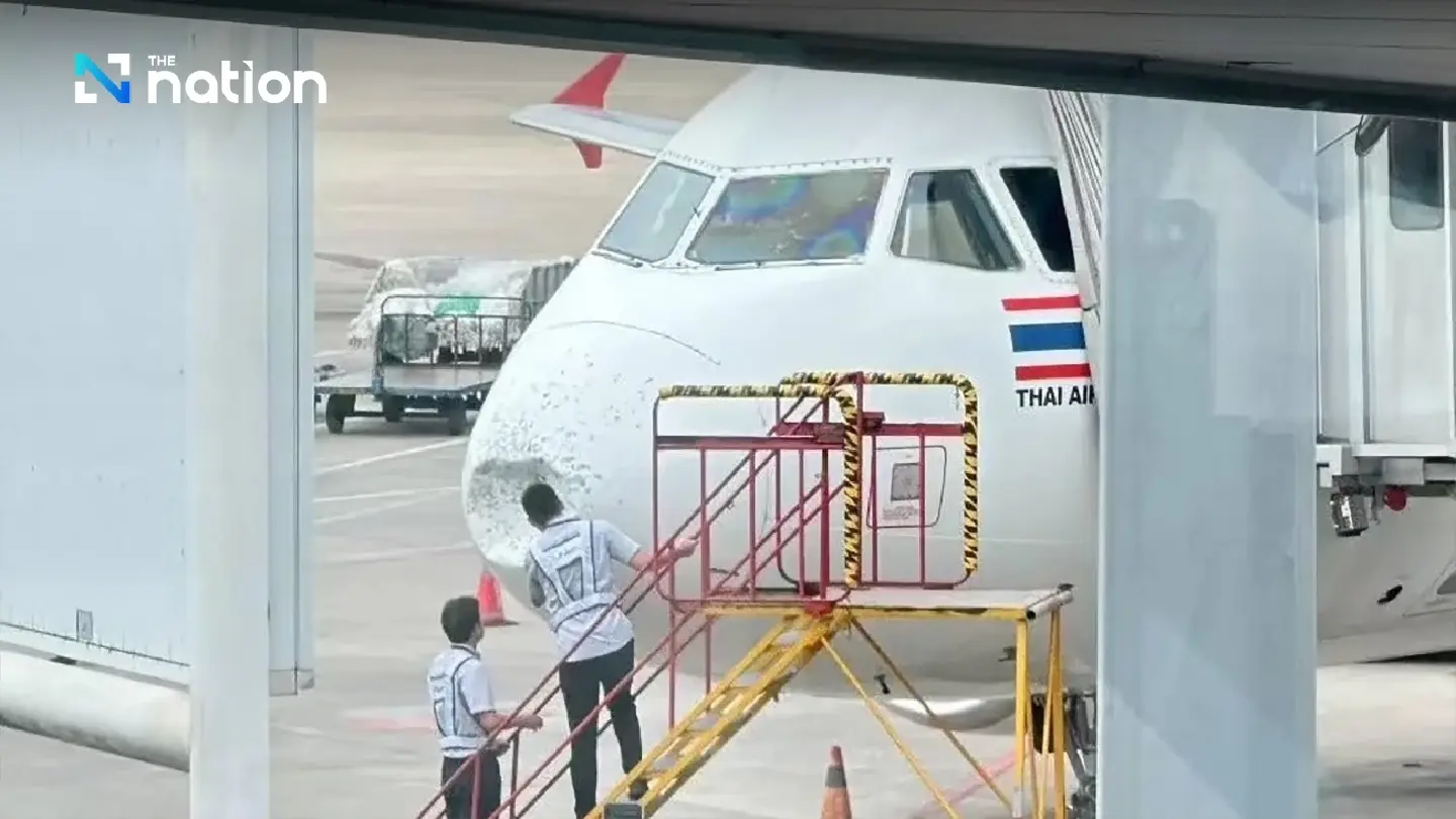 Thai AirAsia flight hit by hailstorm during descent into Chongqing Thai AirAsia flight hit by hailstorm during descent into Chongqing