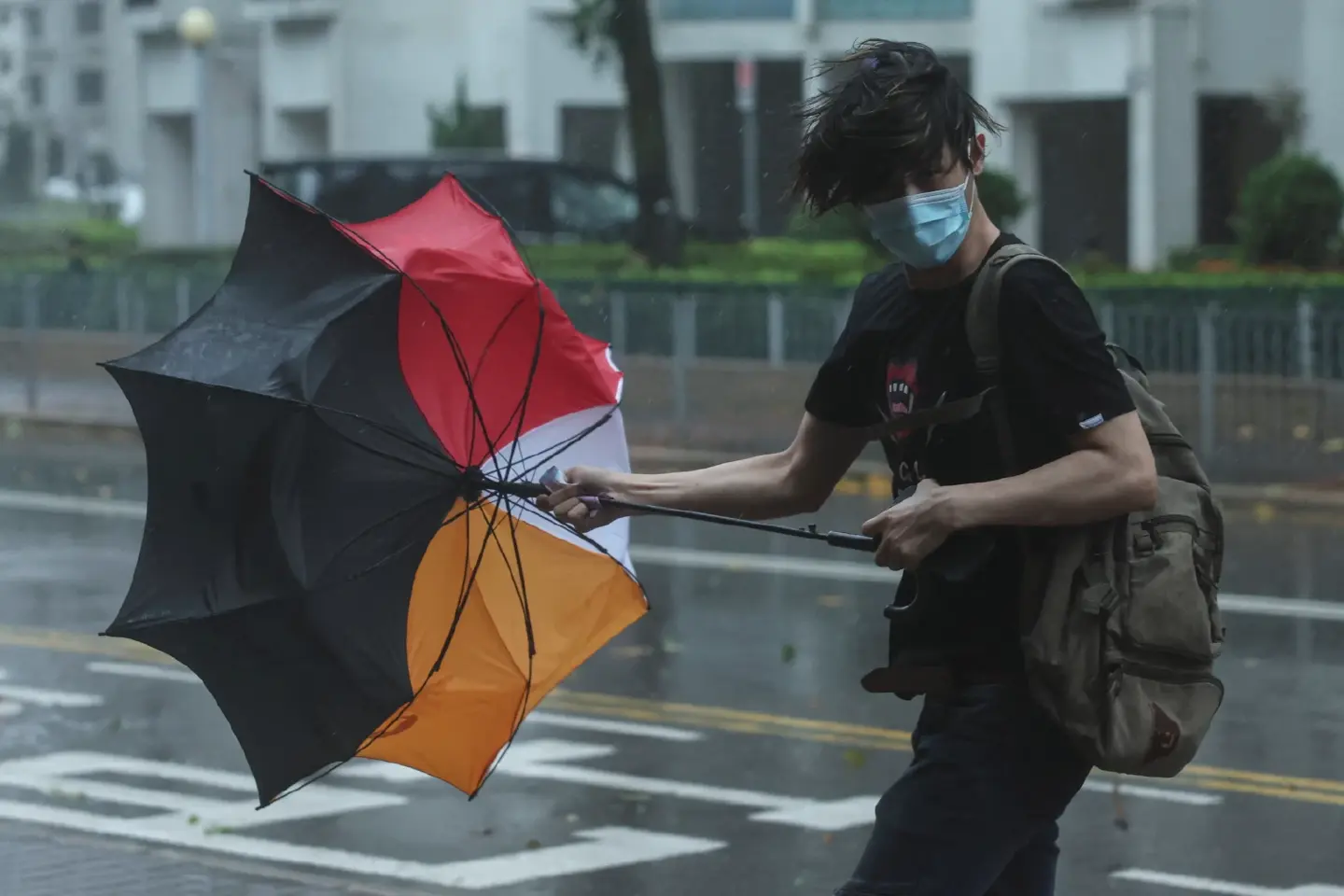 Typhoon rains batter Hong Kong before Wipha weakens to severe tropical storm in Guangdong