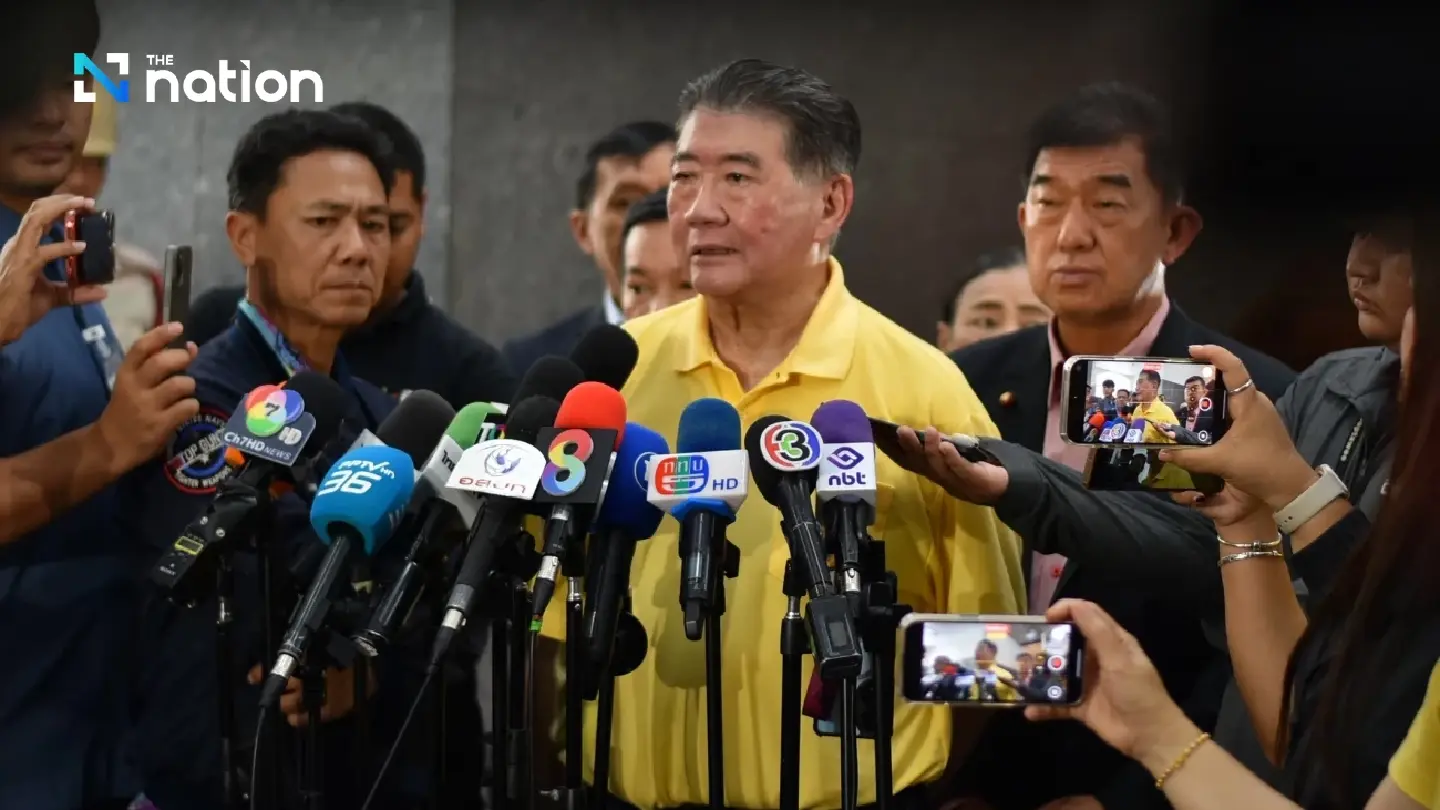 Thai government pushes for diplomatic talks to de-escalate border tensions with Cambodia
