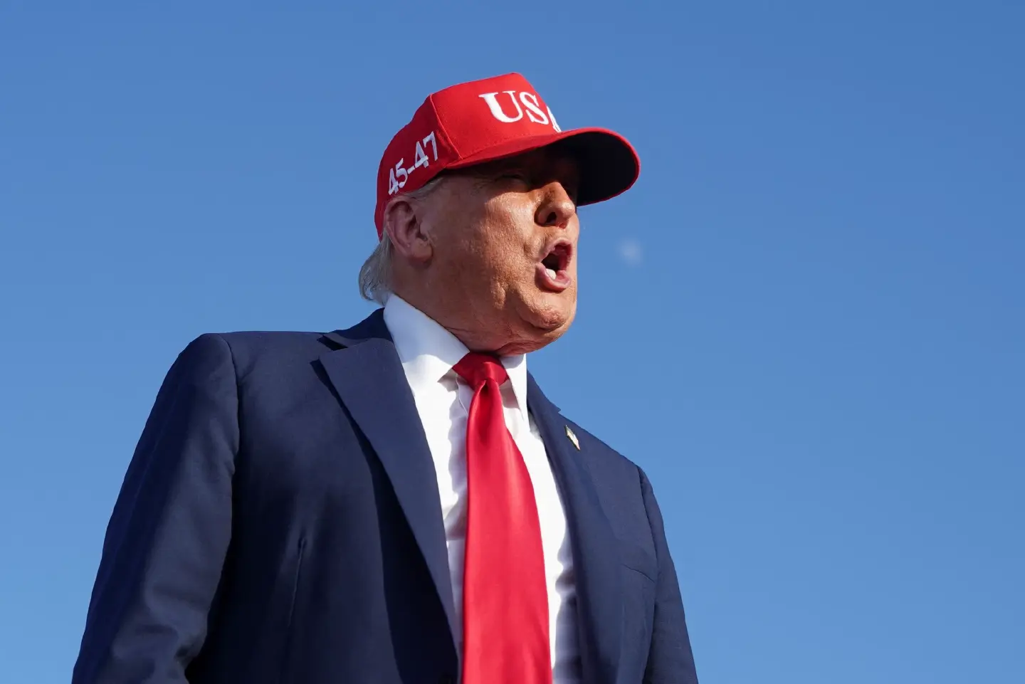 Trump eyes simple tariff rates over complex talks, says letters going out Friday