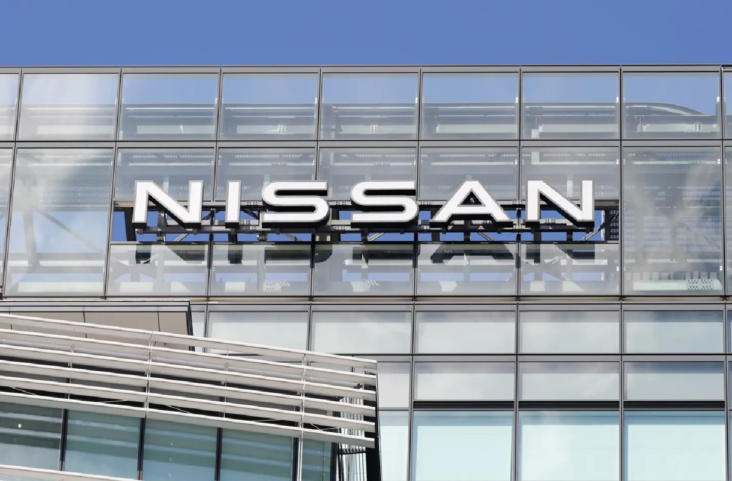 Nissan seen raising 750 B. yen by selling new bonds