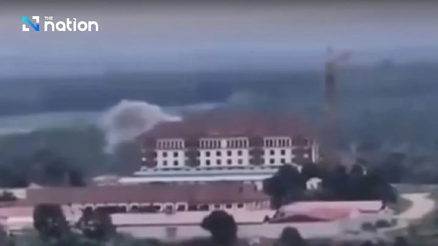 Army says Cambodian building bombed after being used to launch attacks on Thai communities Army says Cambodian building bombed after being used to launch attacks on Thai communities