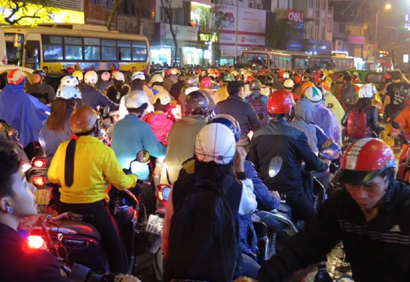 Hanoi to ban fossil-fuel motorbikes from inner city by July 2026 Hanoi to ban fossil-fuel motorbikes from inner city by July 2026