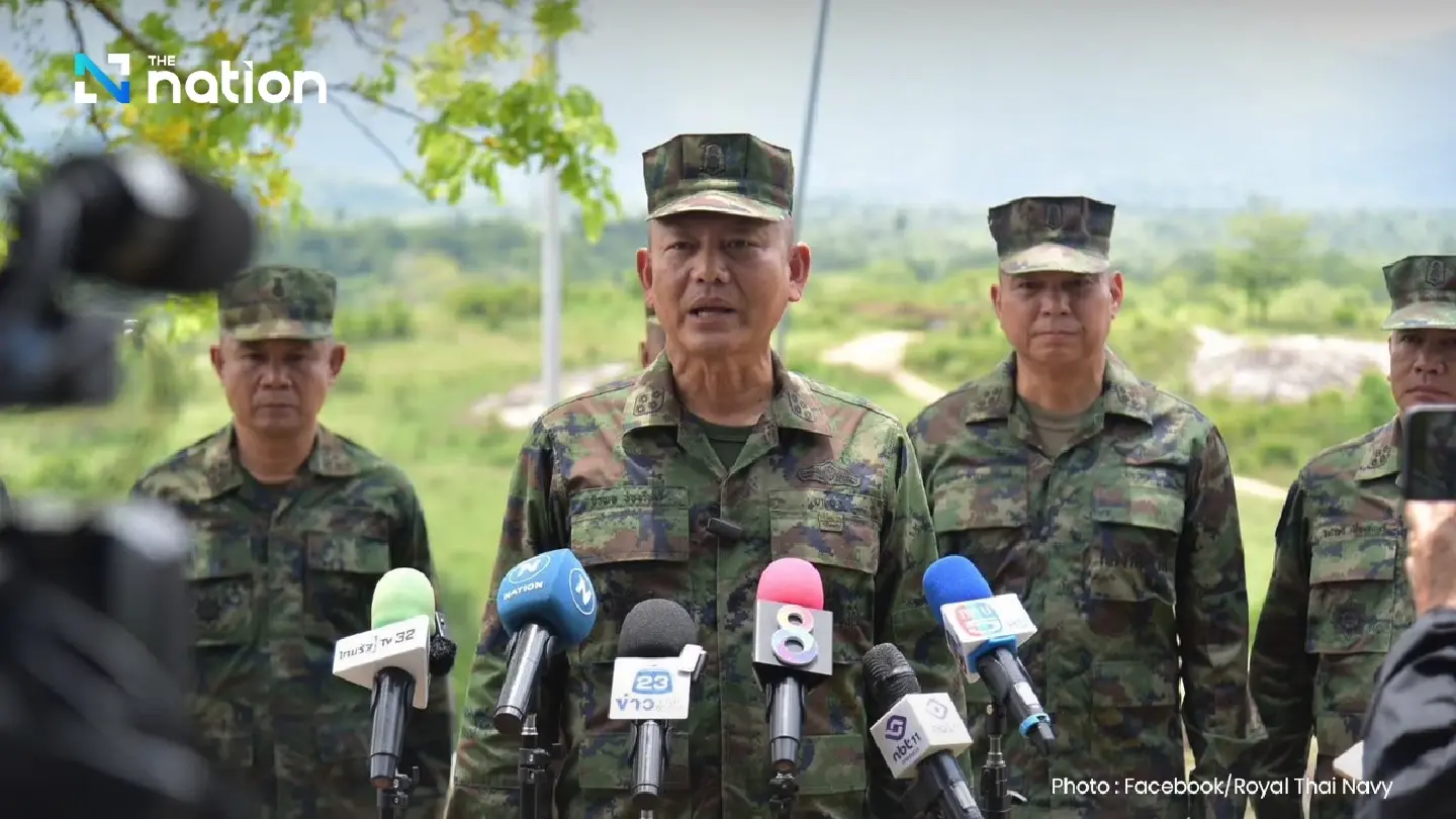 Navy chief commands marine operations in Trat Navy chief commands marine operations in Trat