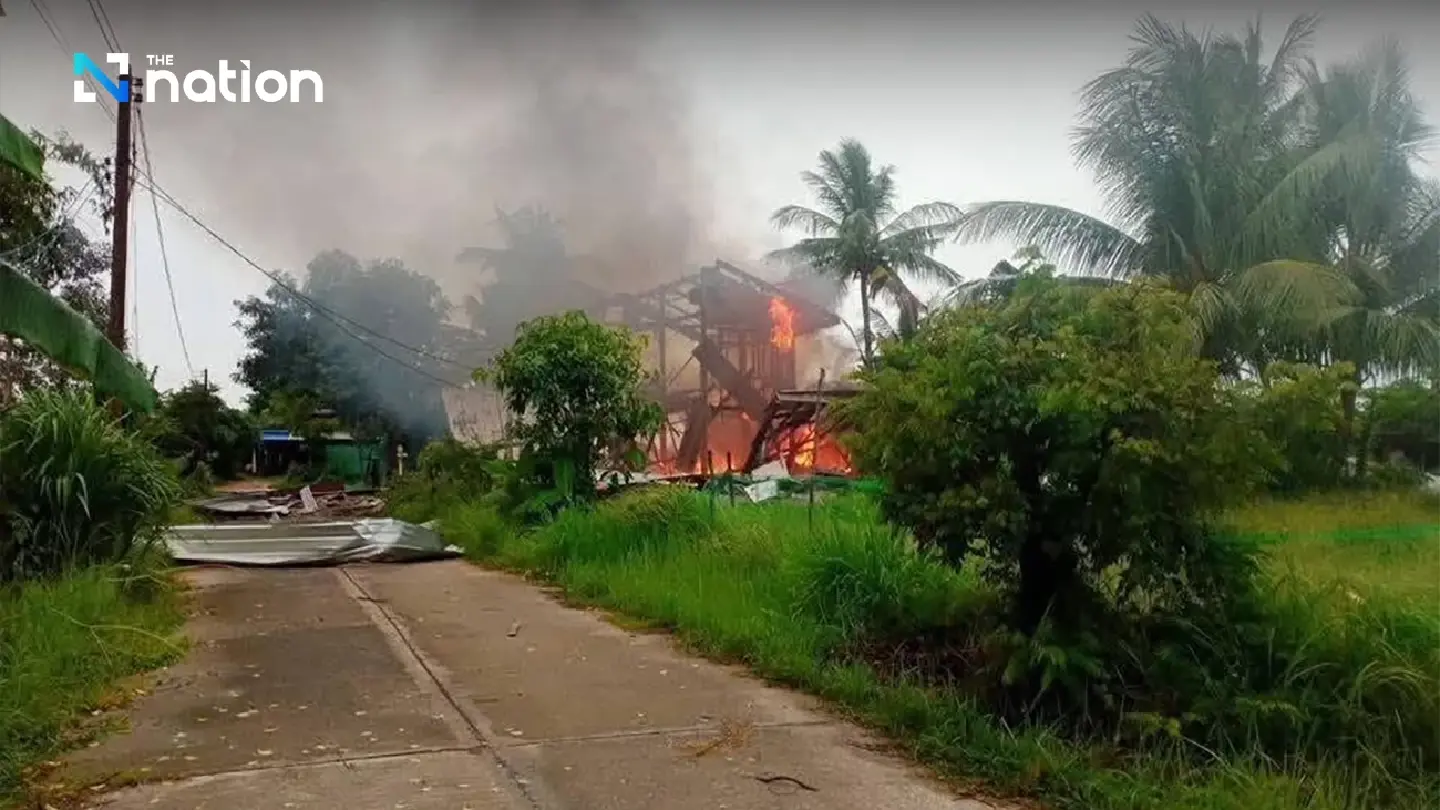 10 Cambodian rockets hit houses in Surin village 10 Cambodian rockets hit houses in Surin village