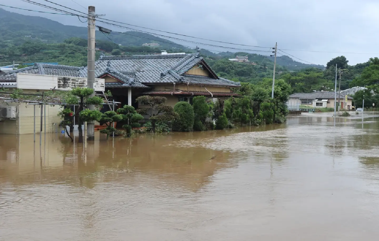 Heavy rain emergency warning briefly issued for parts of Kumamoto