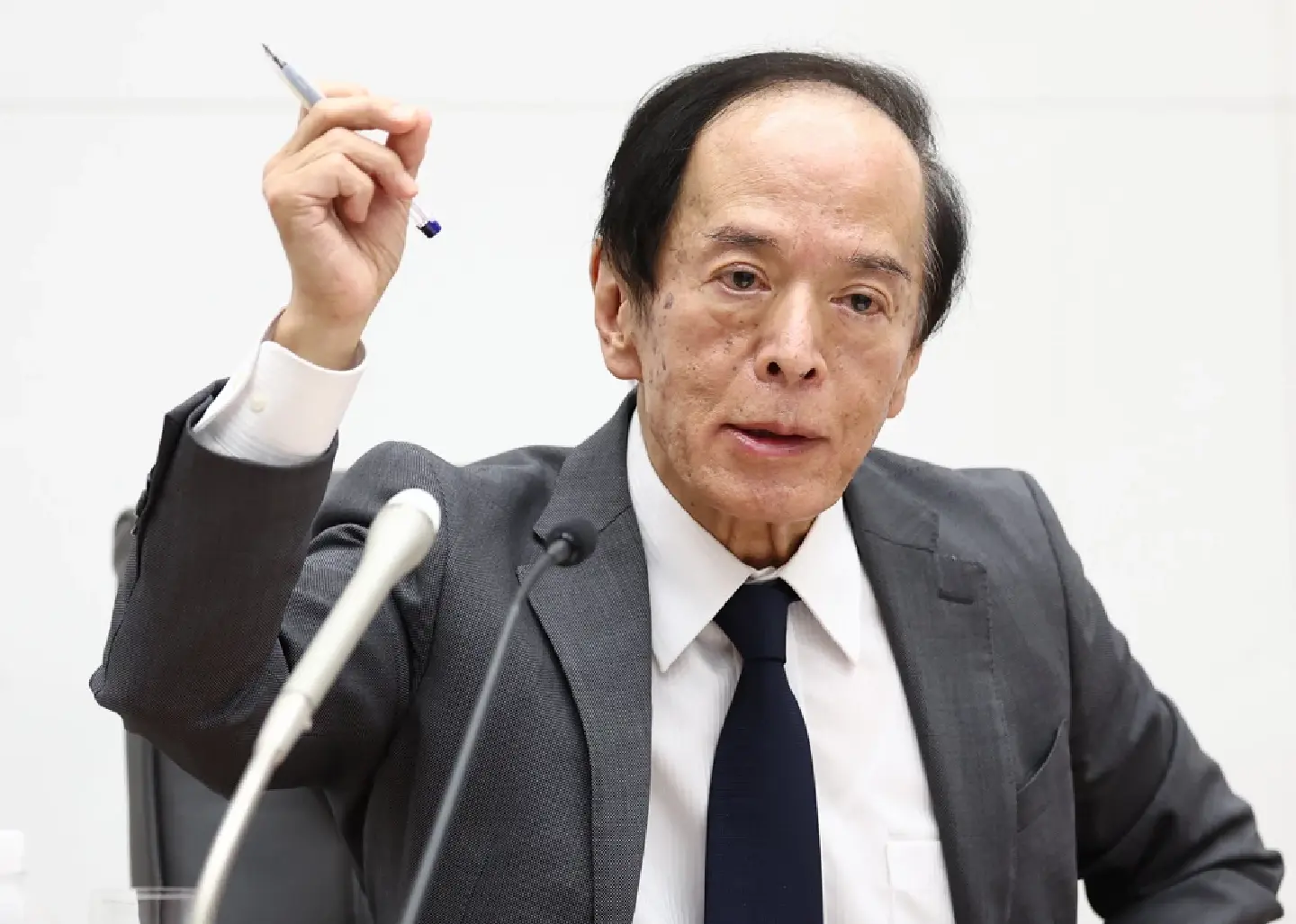 BOJ's Ueda sees wages remain under upward pressure