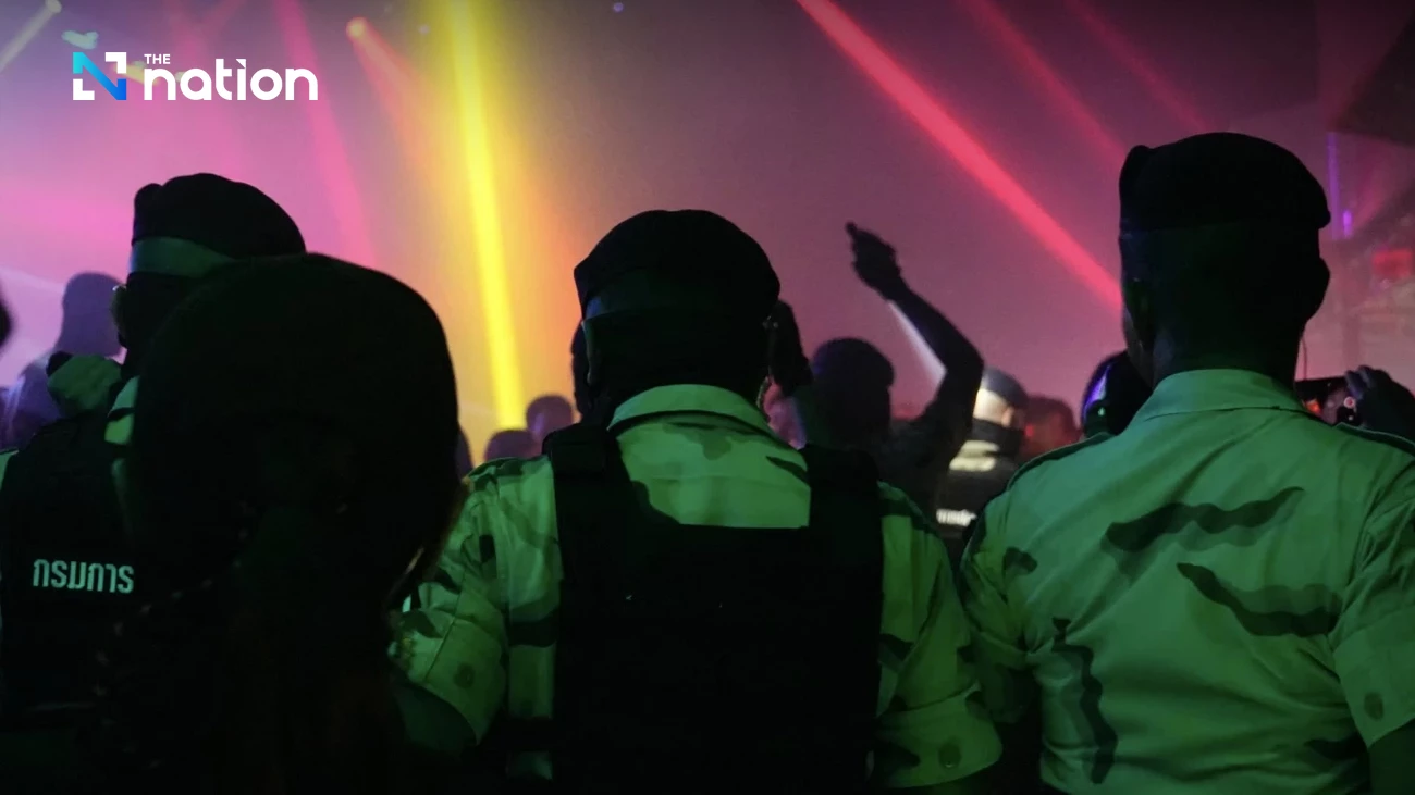 Authorities raid Pathum Thani pub, 173 test positive for drugs