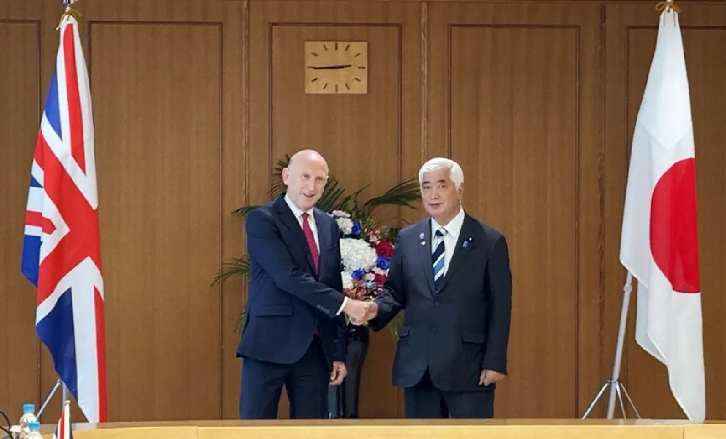 Japan, British Defense Chiefs Reaffirm Space, Cyber Cooperation