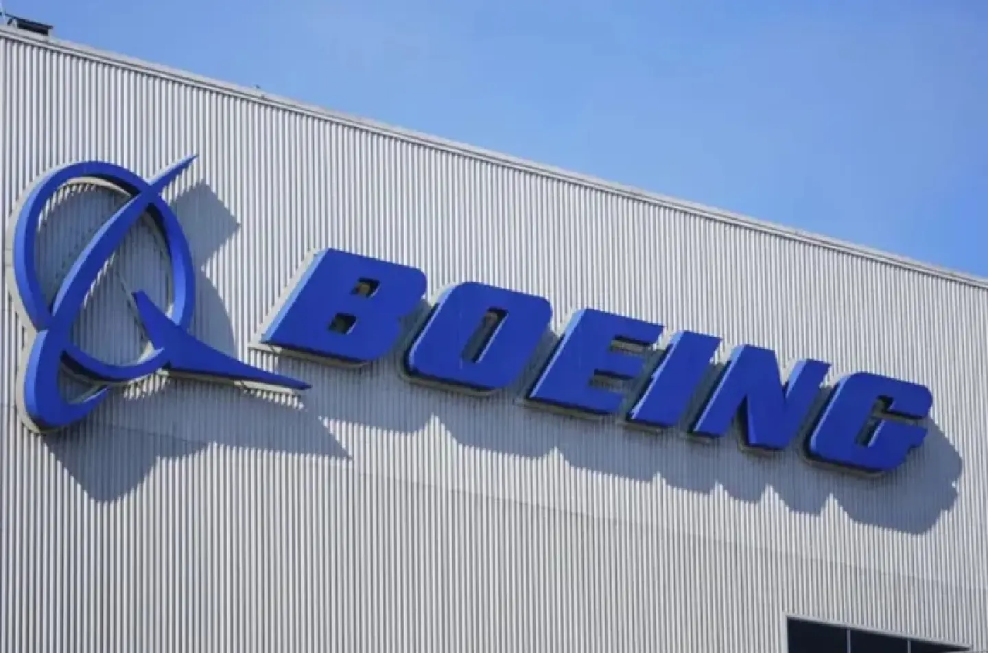 Malaysia committed to purchase 30 more Boeing aircraft worth US$9.5bil from US Malaysia committed to purchase 30 more Boeing aircraft worth US$9.5bil from US