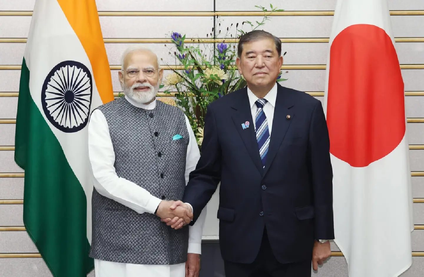 Japanese, Indian leaders agree to boost security, economic ties