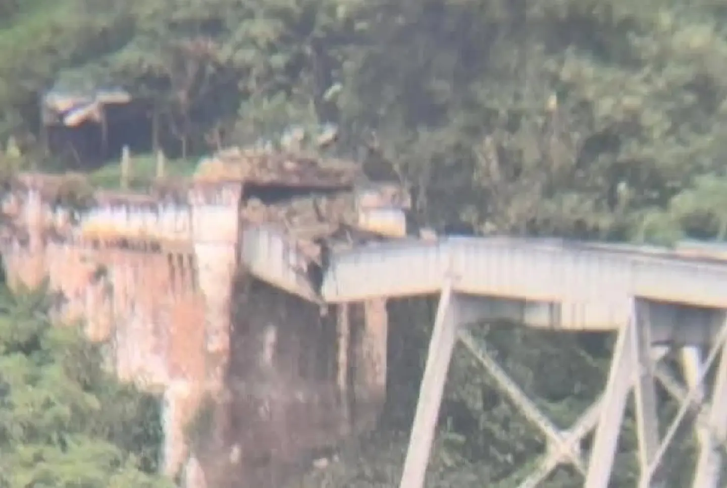 125-year-old world heritage Gokteik Bridge in northern Shan State destroyed by TNLA terrorist insurgents with explosives 125-year-old world heritage Gokteik Bridge in northern Shan State destroyed by TNLA terrorist insurgents with explosives