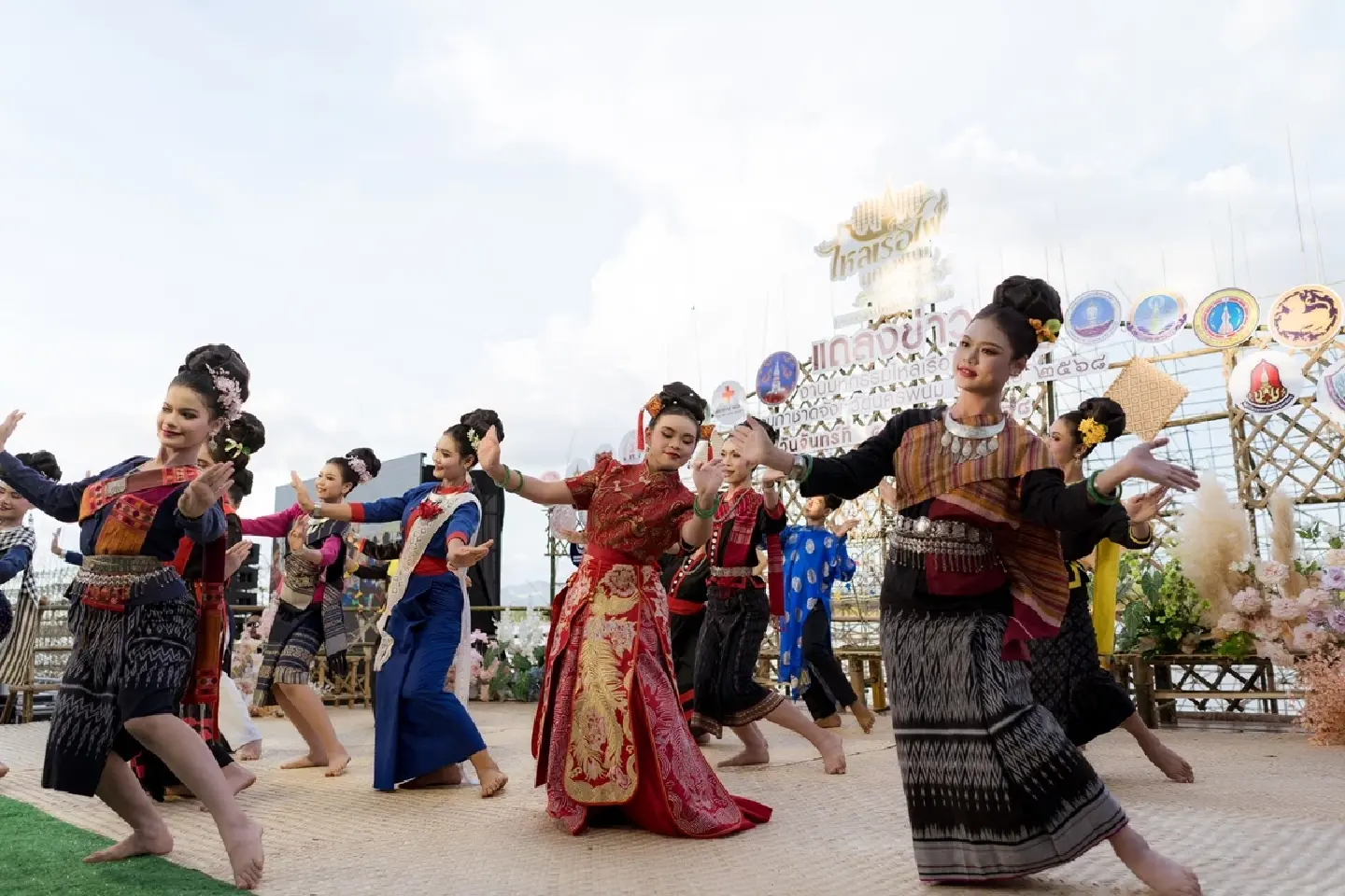 Nakhon Phanom to host world illuminated boat festival 2025