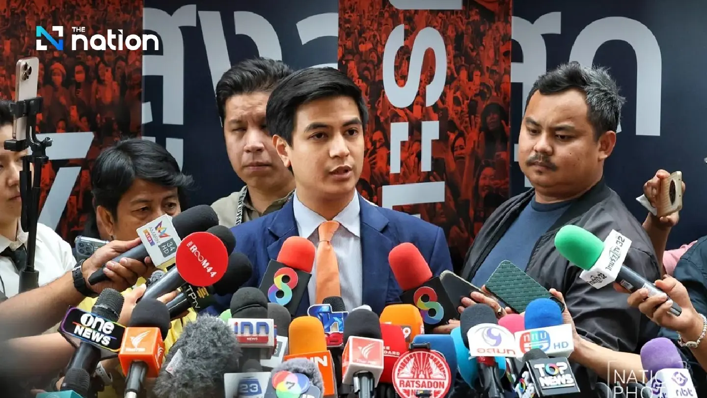 People’s Party challenges Pheu Thai to dissolve House immediately