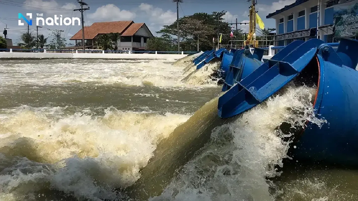 Urgent flood warning issued as Chao Phraya River reaches crisis level in Chai Nat