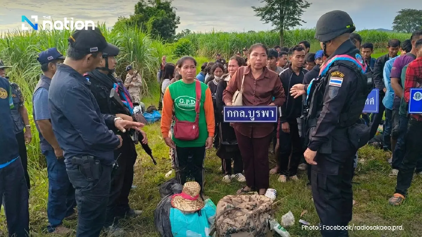 50 Cambodians rounded up sneaking across Sa Kaeo border 50 Cambodians rounded up sneaking across Sa Kaeo border