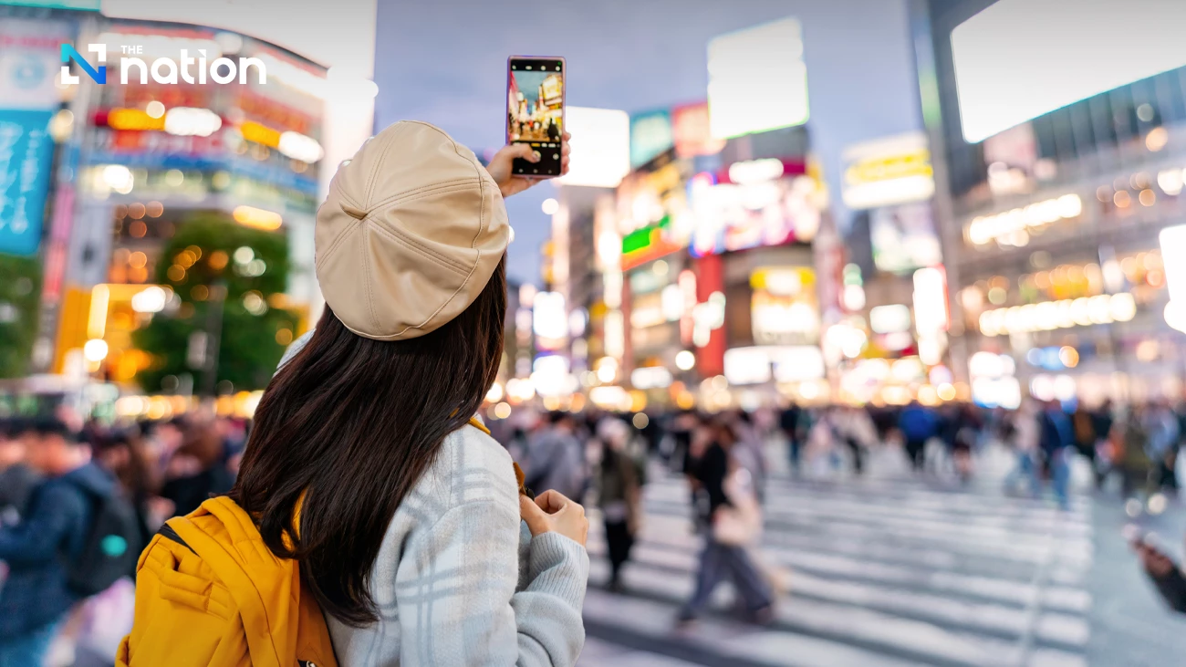 Foreign tourists to Japan hit record 3.43 million in August