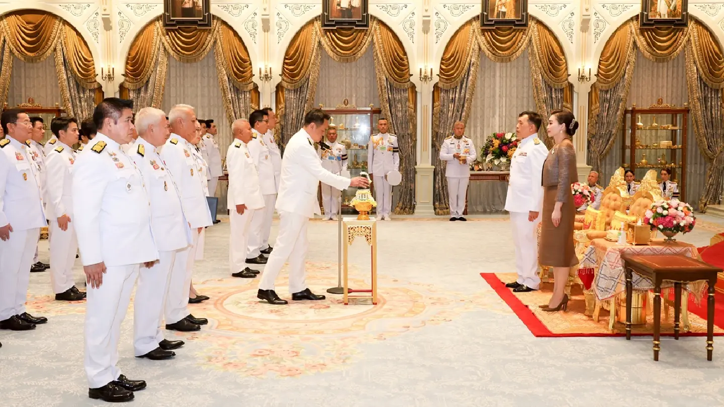 King and Queen bless Anutin's Cabinet in oath-taking ceremony