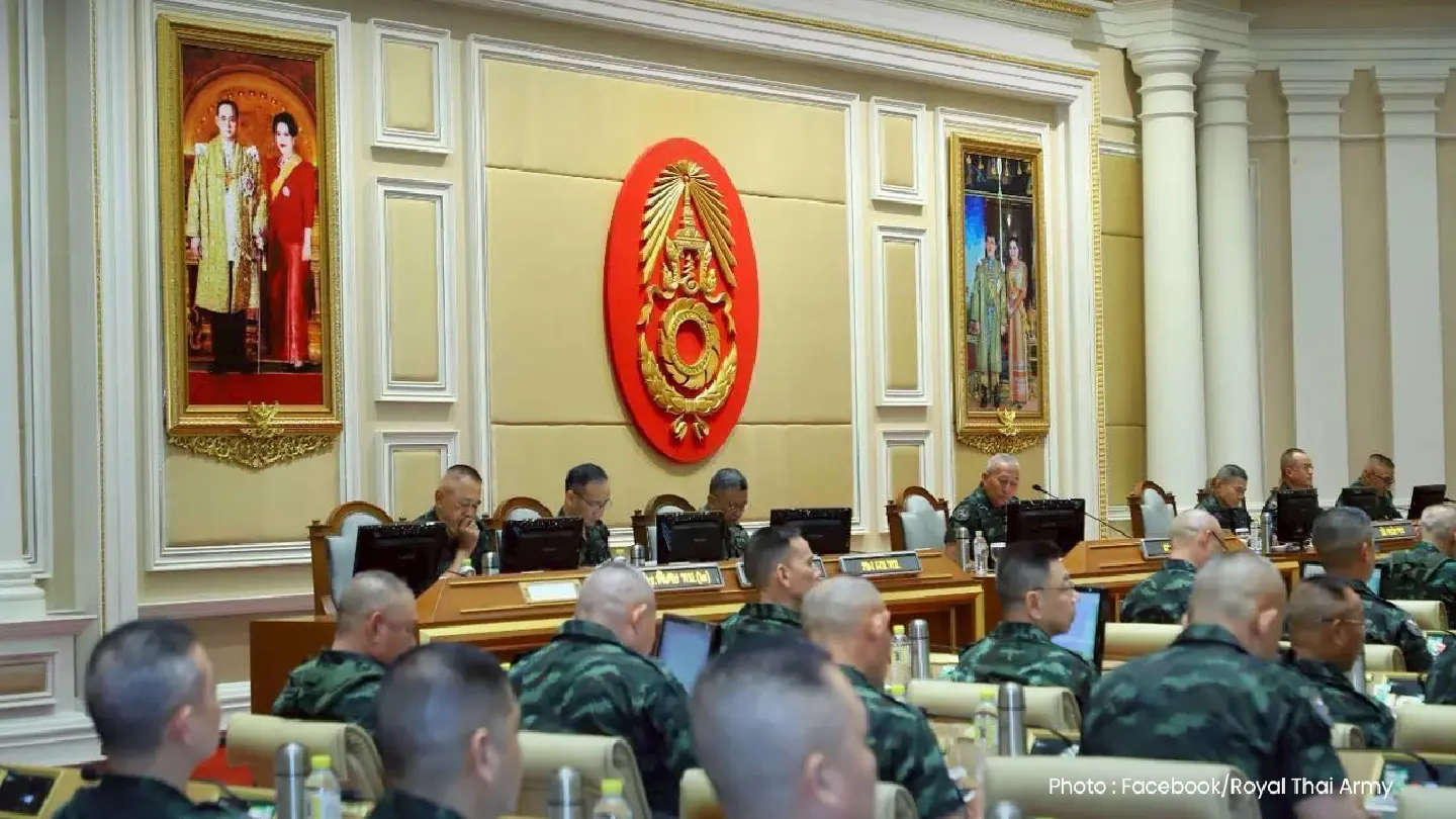 Royal Thai Army chief reviews Thai-Cambodian border security plan Royal Thai Army chief reviews Thai-Cambodian border security plan