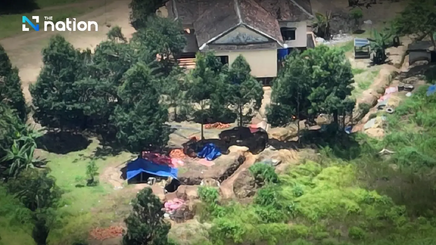 Cambodia agrees to dismantle one house and modify trench in Trat dispute area Cambodia agrees to dismantle one house and modify trench in Trat dispute area
