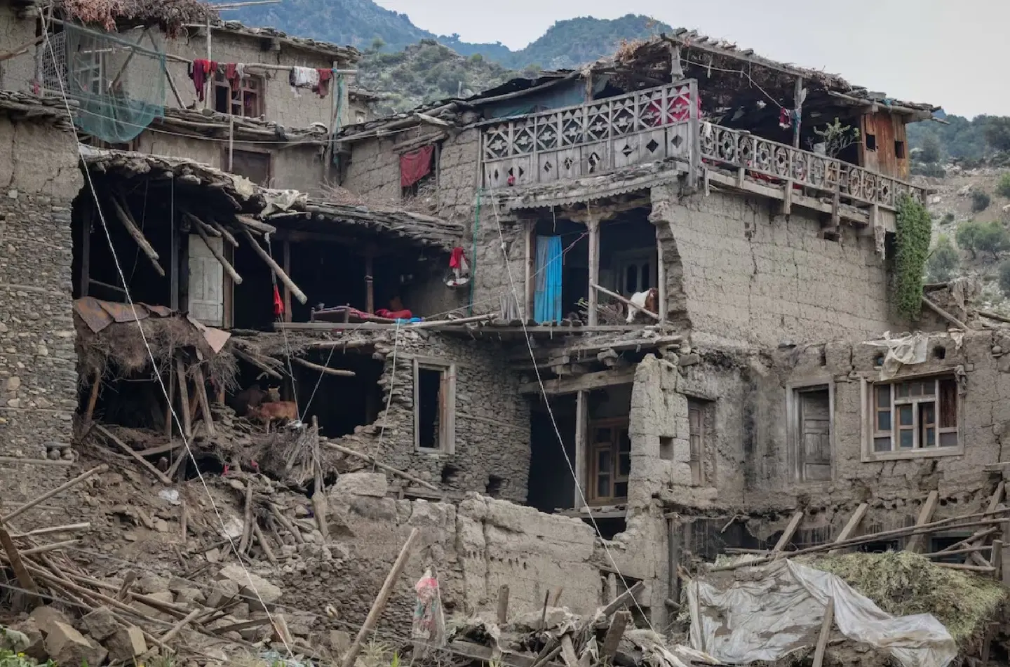 New quake shakes devastated Afghan region as death toll exceeds 1,400