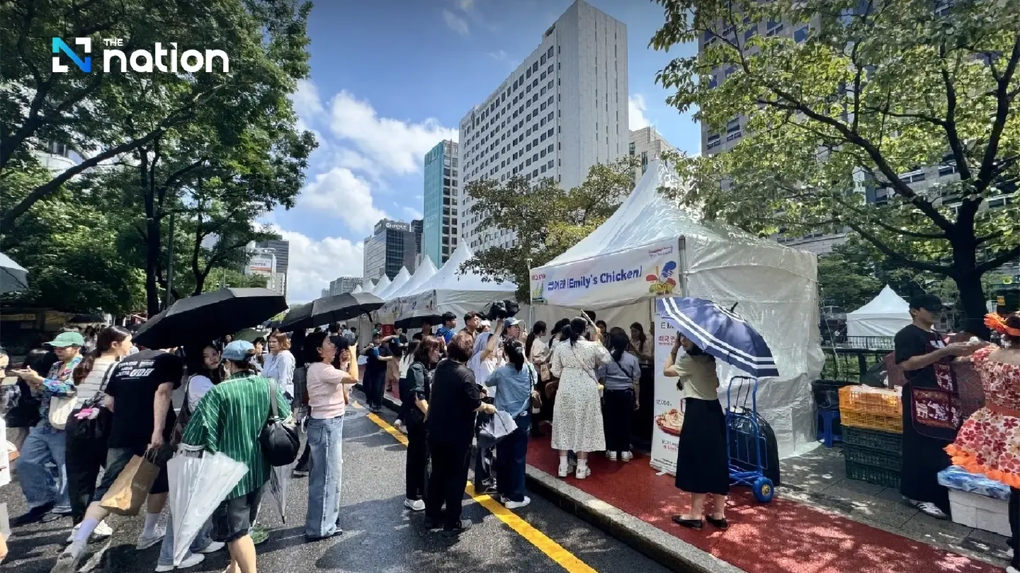 South Koreans, Thai expats flock to Sawasdee Seoul 2025 fair to shop for Thai foods