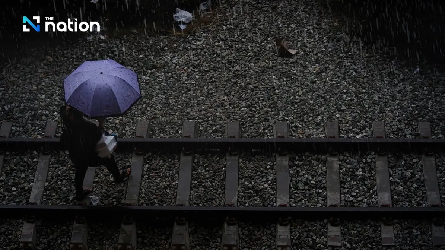 TMD issues heavy rain warning for Bangkok, Northeast