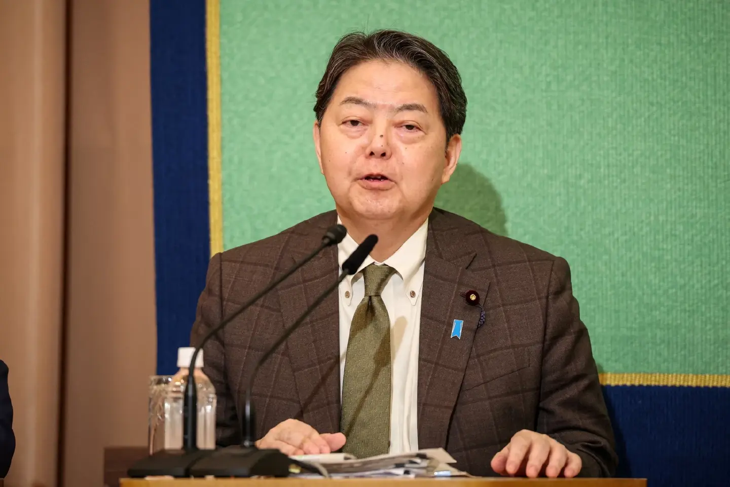 Hayashi to announce LDP leadership race candidacy Tuesday