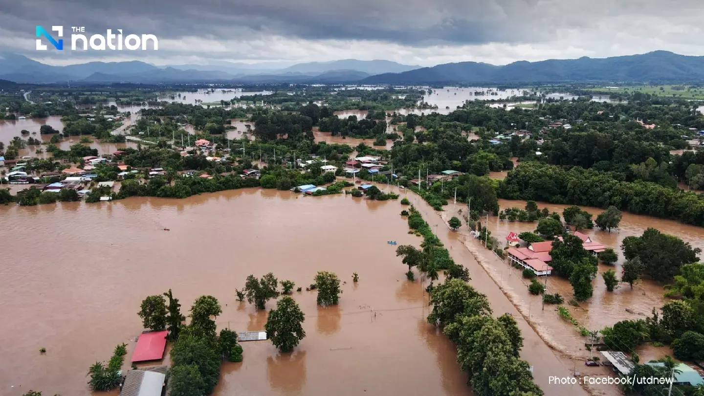Uttaradit hit by worst floods in 80 years, single-storey homes submerged