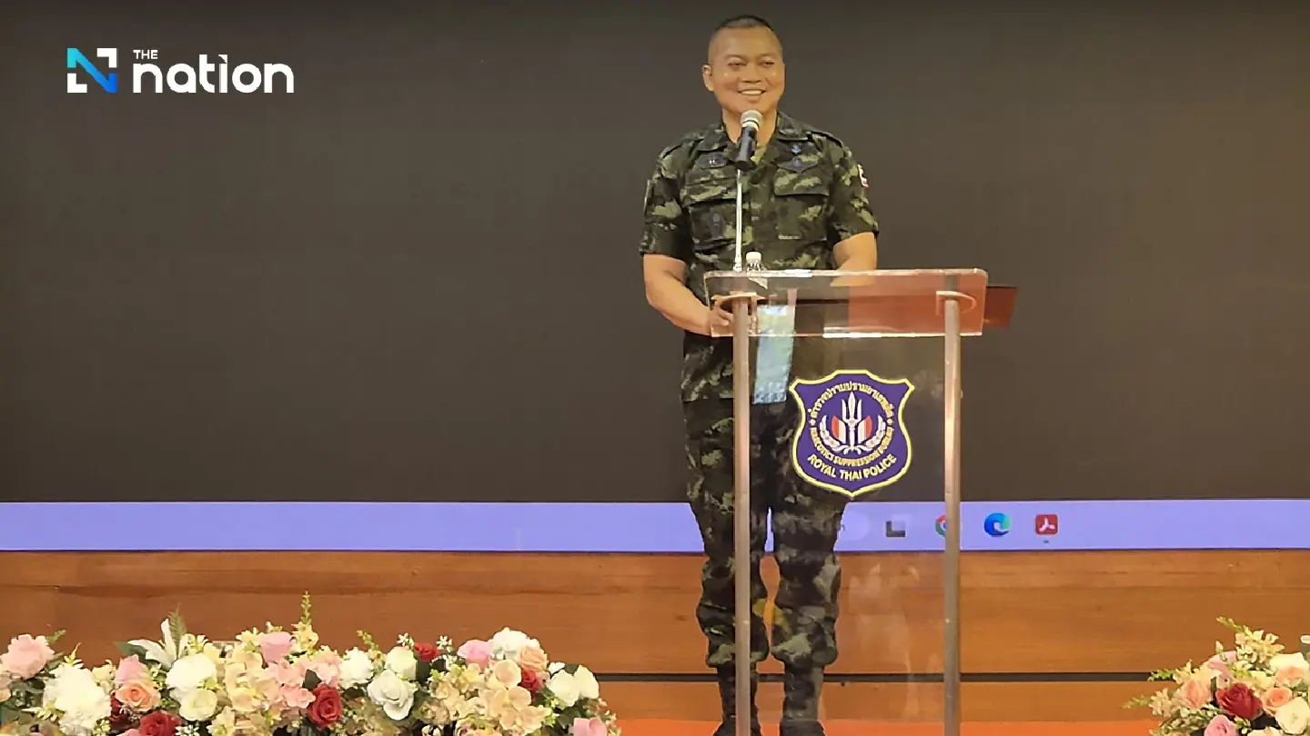 Boonsin vows to maintain razor wire around Prasat Ta Muen Thom, require visa for visits