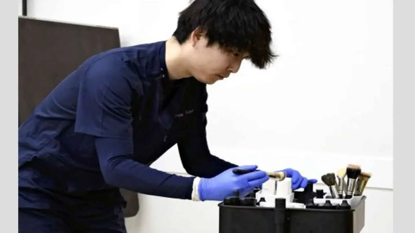 In Japan, embalming becoming more common as relatives desire final opportunity to see loved ones