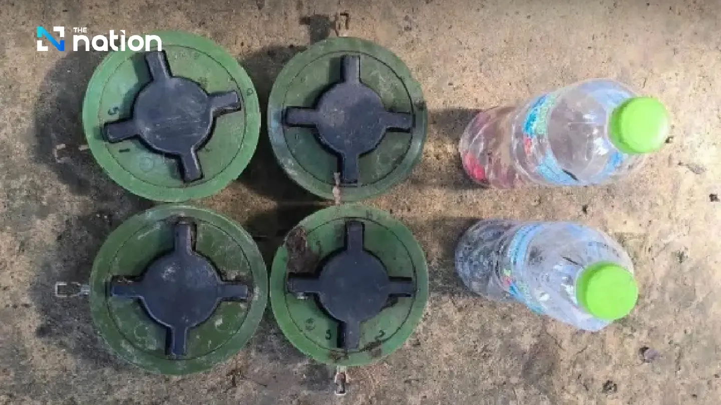 Thai Navy bomb disposal team discovers four PMN-2 mines along Phu Makua patrol route Thai Navy bomb disposal team discovers four PMN-2 mines along Phu Makua patrol route