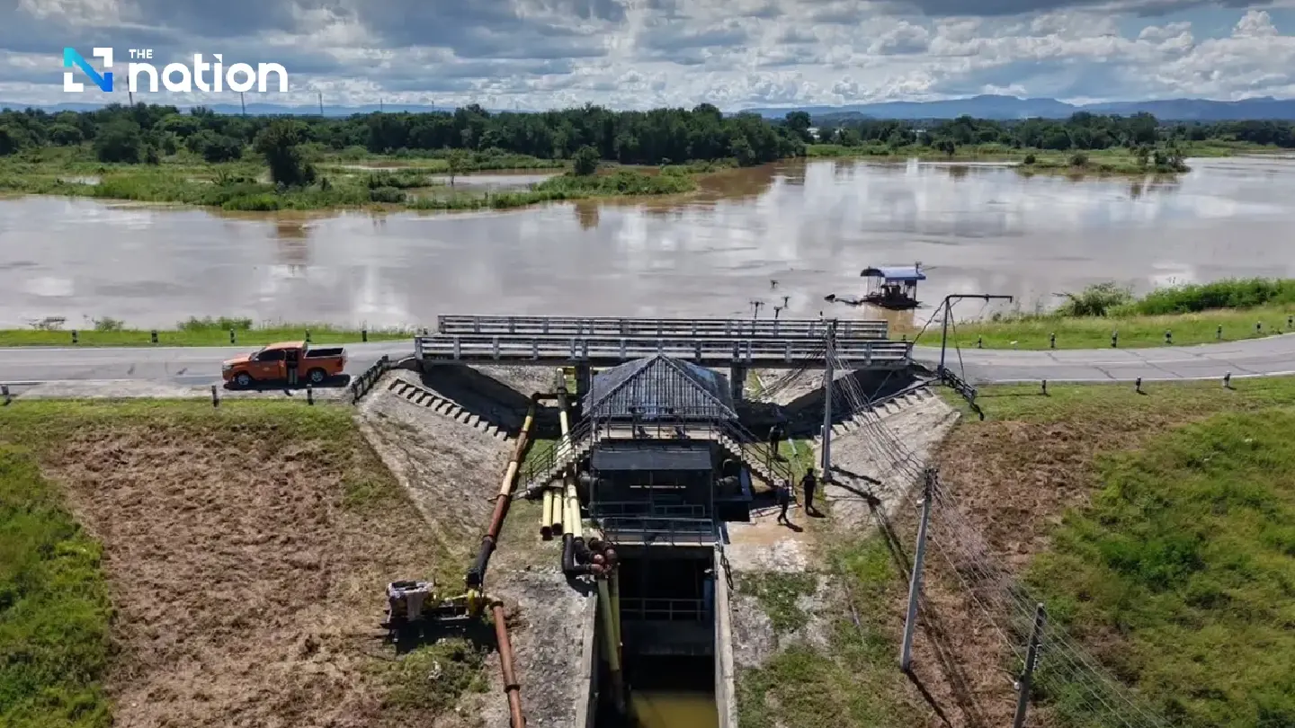 Pa Sak Jolasid Dam raises discharge as water levels rise, Lopburi residents warned